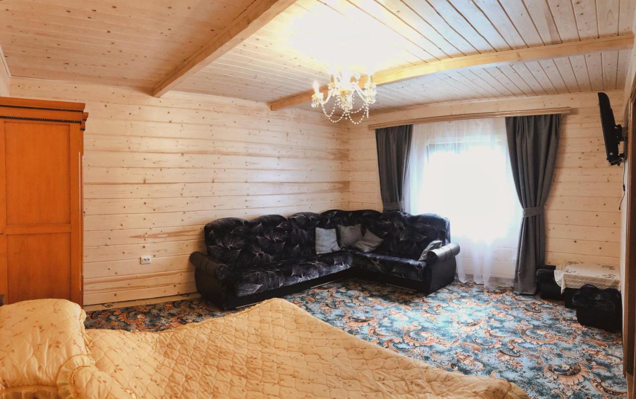 Вершина Карпат Hotell Krasnik Eksteriør bilde