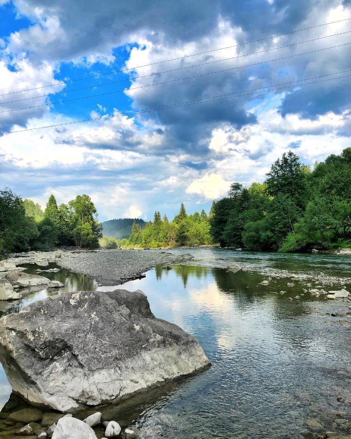 Вершина Карпат Hotell Krasnik Eksteriør bilde